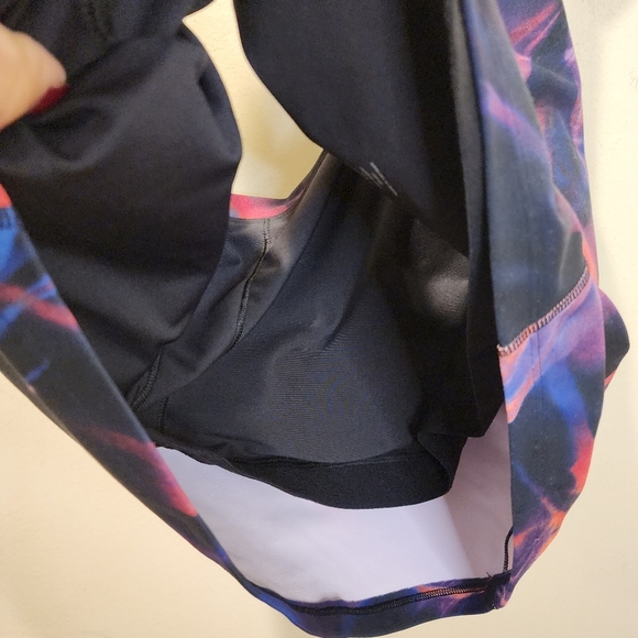 Old  Navy Light Support Vibrant Abstract Sport Bra  Crop Top XXL - Picture 9 of 11